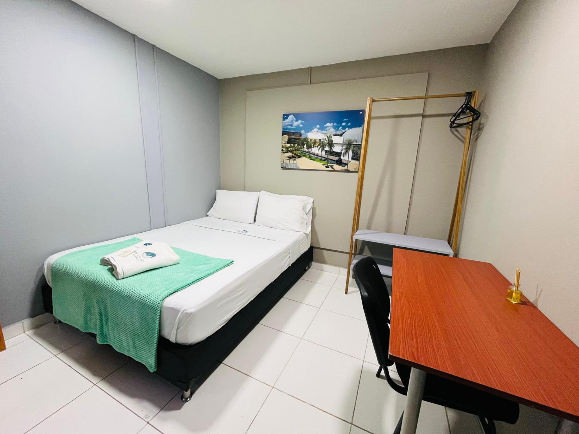 Poblado Park Guest House Medellín Zewnętrze zdjęcie