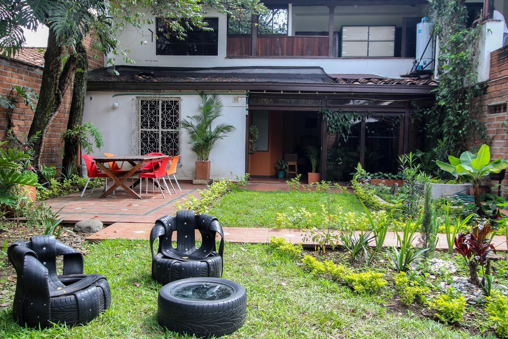 Poblado Park Guest House Medellín Zewnętrze zdjęcie