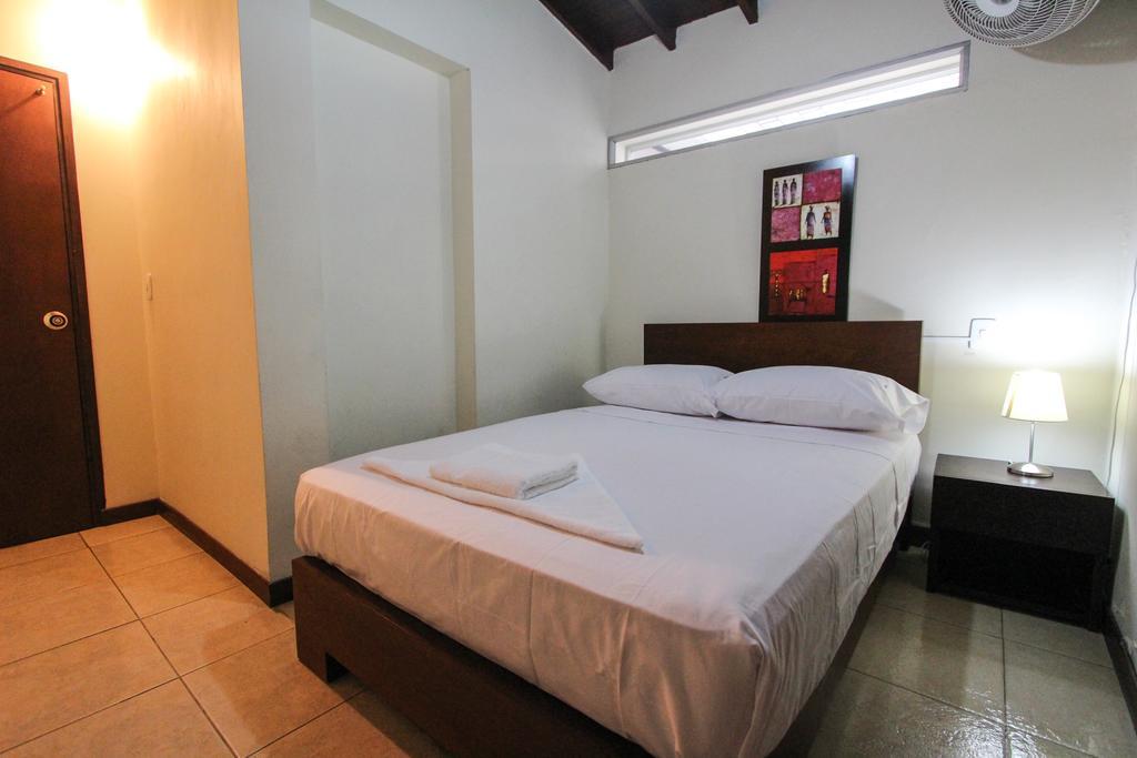 Poblado Park Guest House Medellín Zewnętrze zdjęcie